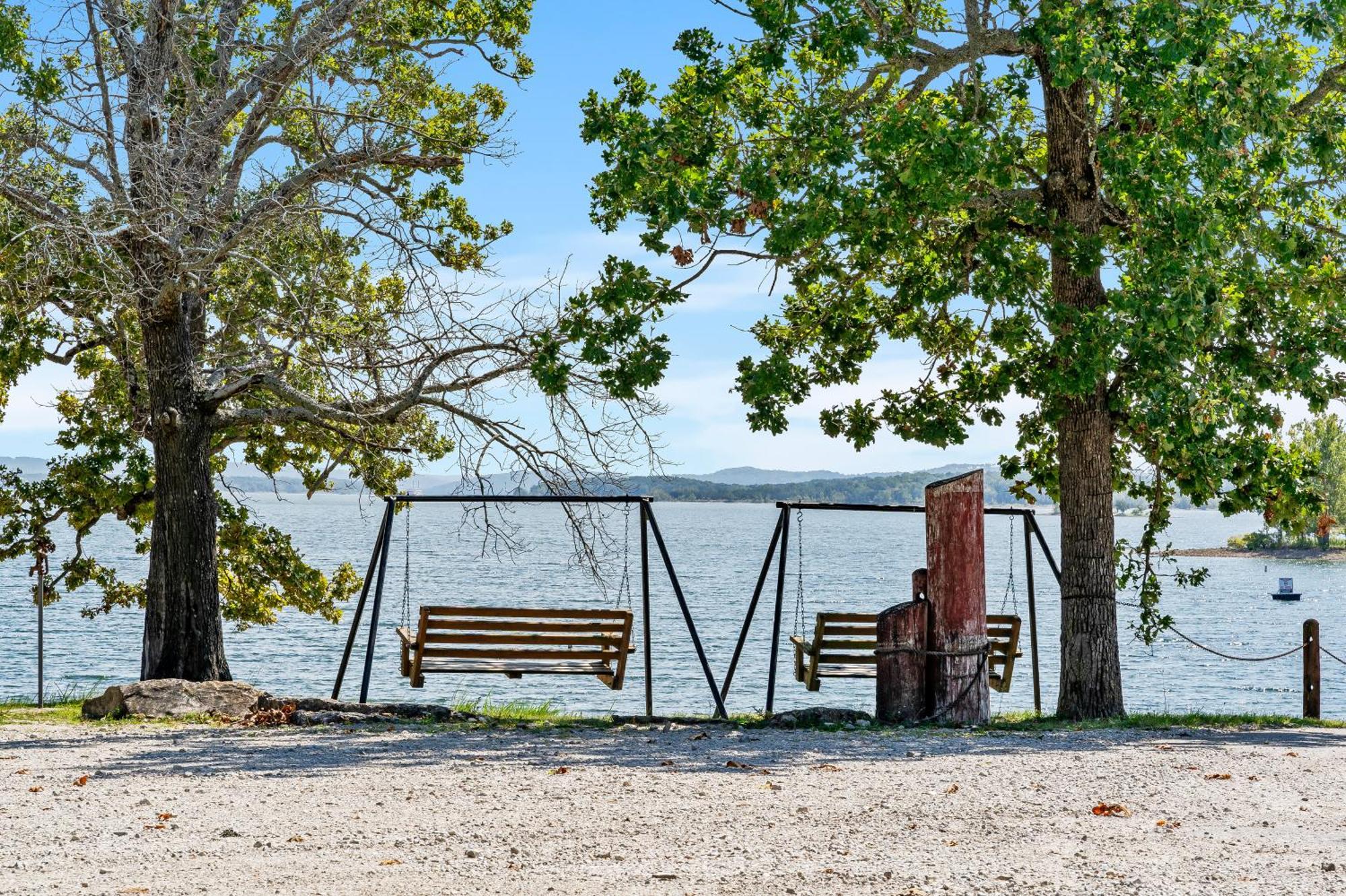 Rock Lane Resort & Marina Indian Point Exterior photo