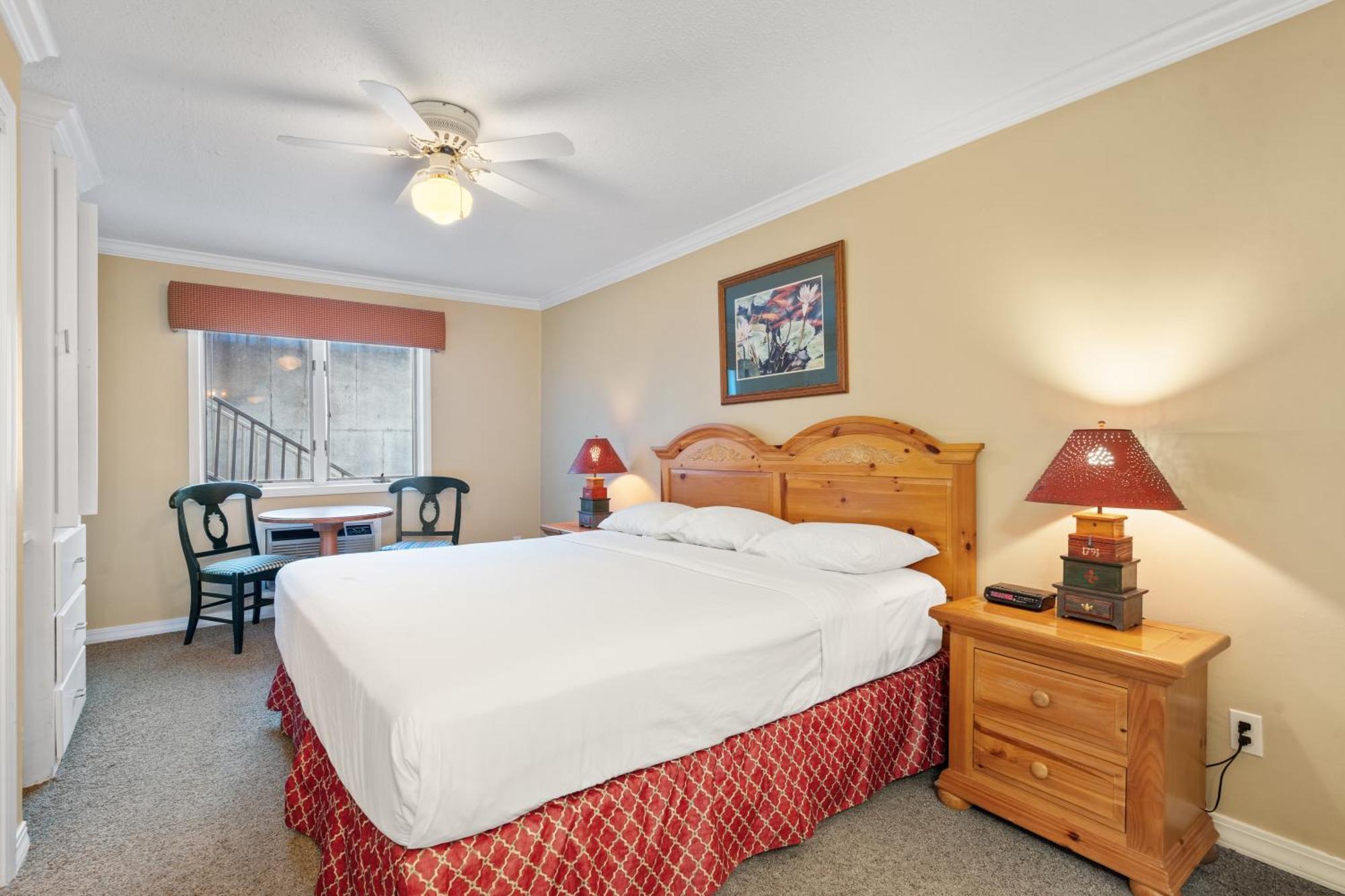 Rock Lane Resort & Marina Indian Point Room photo